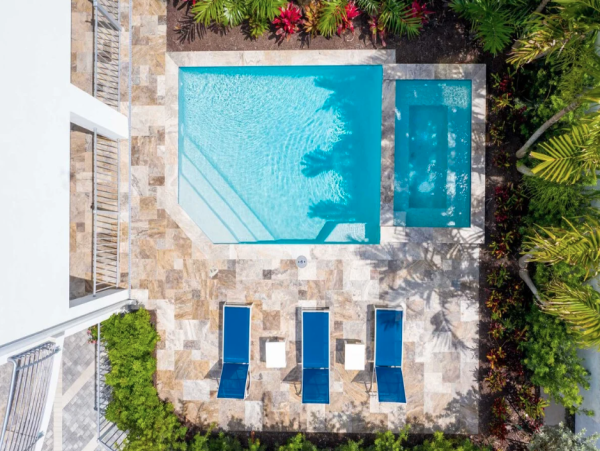 Gulf Views Siesta Key Vacation Condo Four Bedrooms - Ideal Beach Getaway